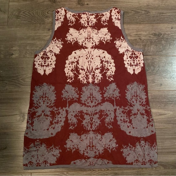 Marla Wynne tank top sleeveless knit blouse - Picture 2 of 9